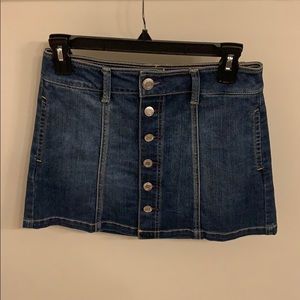 Jean skirt w/ pockets!